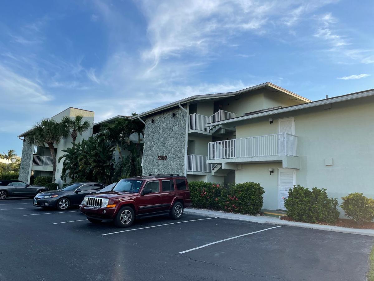 Excellent Beach Front Community, Golf Course, Tennis, Sunny Weather Year Round! Fort Pierce Exterior photo