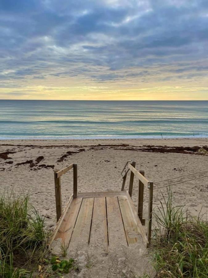 Excellent Beach Front Community, Golf Course, Tennis, Sunny Weather Year Round! Fort Pierce Exterior photo