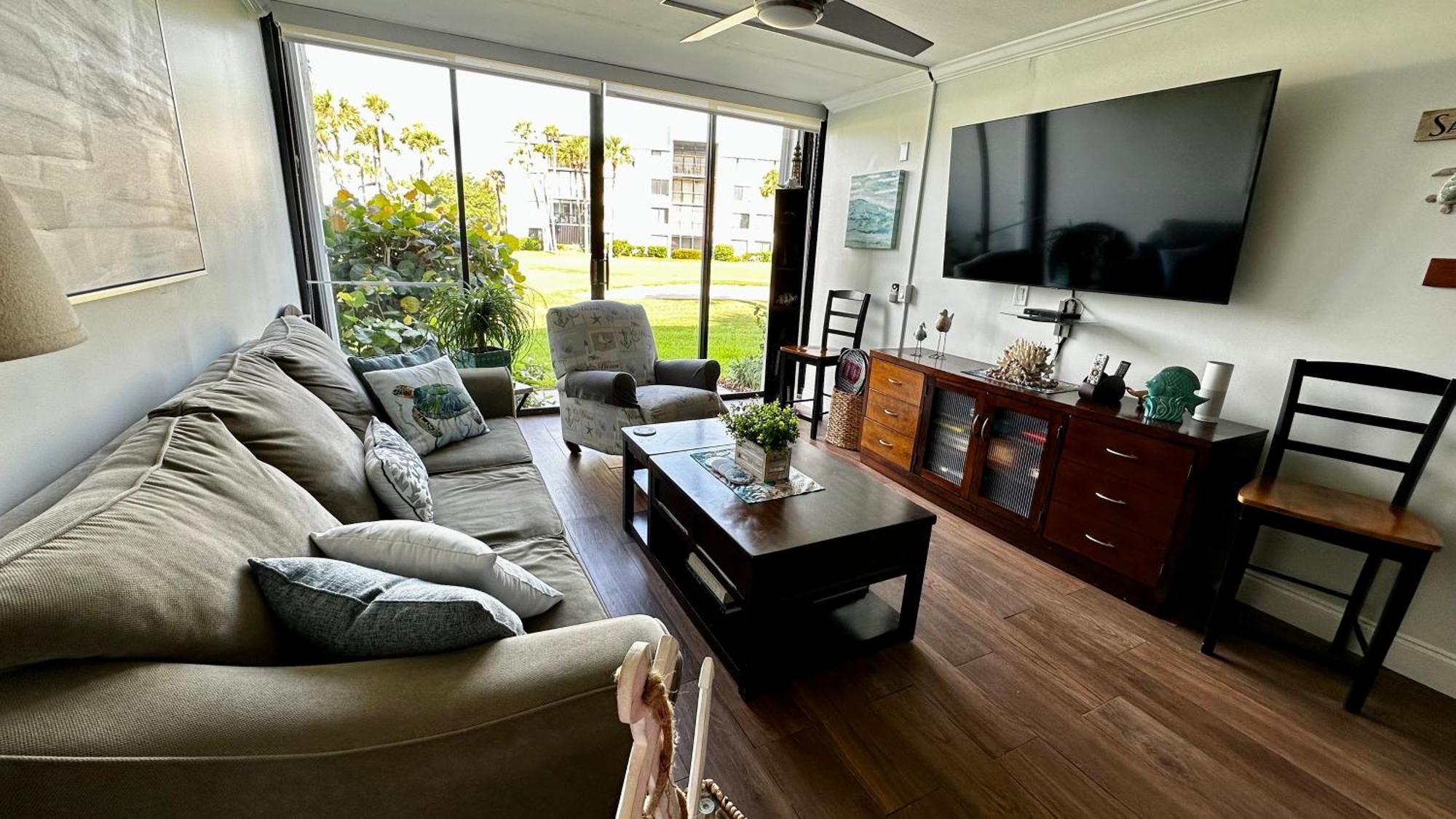 Excellent Beach Front Community, Golf Course, Tennis, Sunny Weather Year Round! Fort Pierce Exterior photo